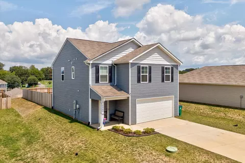 2961 Nicole Cir, Morristown, TN 37814