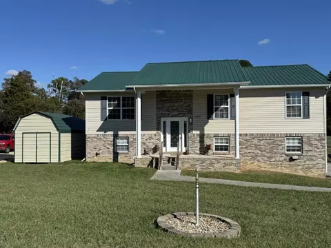 639 Keene Cir, Dandridge, TN 37725