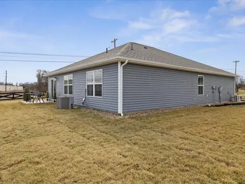 1004 Battle Rdg, Jefferson City, TN 37760