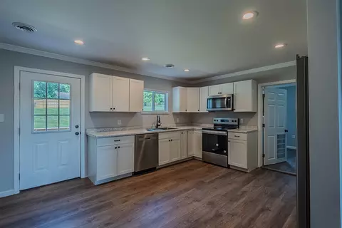 Kitchen - 305 Chandler Rd, Limestone, TN 37681 photo 1 of 3