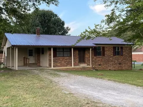 178 Jarvis St, Sneedville, TN 37869
