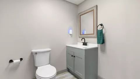 Bath - 8020 W Pointe Dr, Talbott, TN 37877 photo 6 of 6
