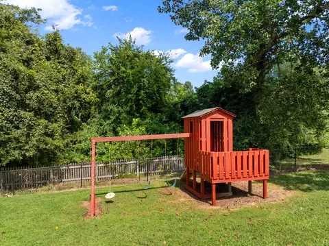 Exterior - 8020 W Pointe Dr, Talbott, TN 37877 photo 7 of 10