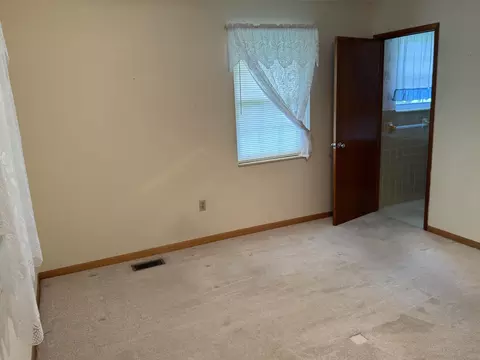 Bedroom - 1065 Talbott-kansas Rd, Talbott, TN 37877 photo 9 of 9