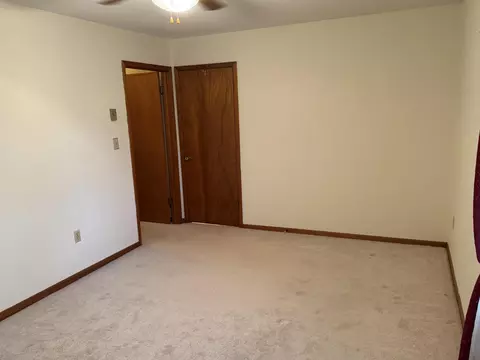 Bedroom - 1065 Talbott-kansas Rd, Talbott, TN 37877 photo 6 of 9