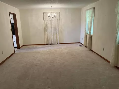 Living - 1065 Talbott-kansas Rd, Talbott, TN 37877 photo 2 of 6