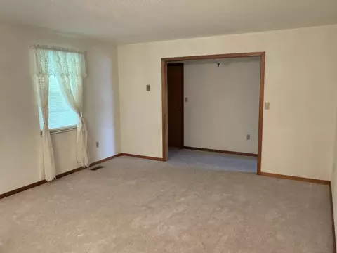 Living - 1065 Talbott-kansas Rd, Talbott, TN 37877 photo 1 of 6