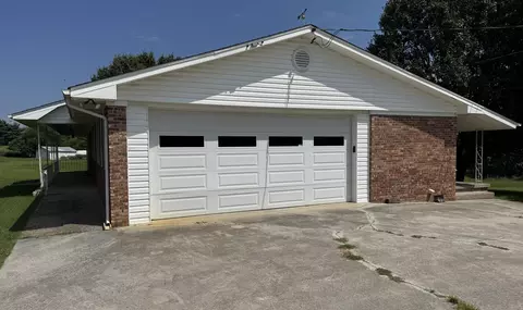 Exterior - 1065 Talbott-kansas Rd, Talbott, TN 37877 photo 1 of 9