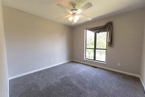 Bedroom - 6925 Westgate Cir, Talbott, TN 37877 photo 6 of 8
