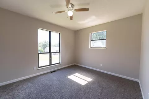 Bedroom - 6925 Westgate Cir, Talbott, TN 37877 photo 3 of 8