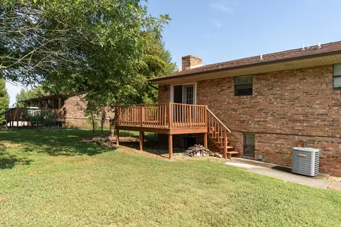 Exterior - 6925 Westgate Cir, Talbott, TN 37877 photo 4 of 7