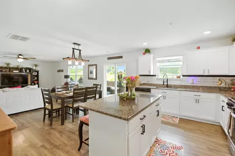 Kitchen - 1067 Evan Ct, Talbott, TN 37877 photo 6 of 6