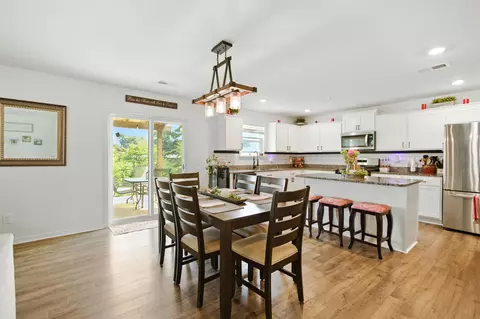 Dining - 1067 Evan Ct, Talbott, TN 37877 photo 1 of 2