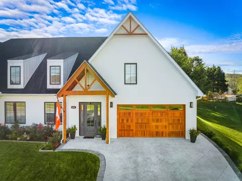 446 Lochmere Greene Dr, Morristown, TN 37814