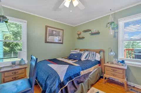 Bedroom - 1607 Tater Hill Rd, Bean Station, TN 37708 photo 3 of 8