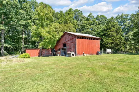 Exterior - 1607 Tater Hill Rd, Bean Station, TN 37708 photo 9 of 14