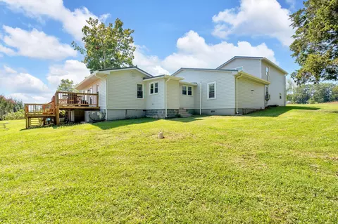 Exterior - 1607 Tater Hill Rd, Bean Station, TN 37708 photo 6 of 14