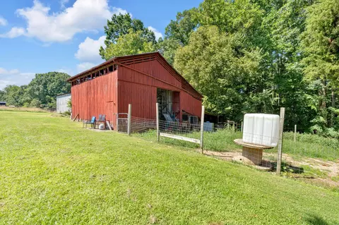 Exterior - 1607 Tater Hill Rd, Bean Station, TN 37708 photo 10 of 14