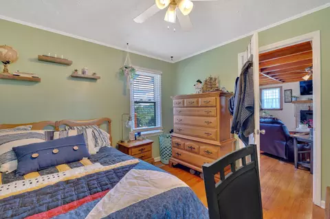 Bedroom - 1607 Tater Hill Rd, Bean Station, TN 37708 photo 4 of 8