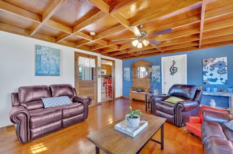 Living - 1607 Tater Hill Rd, Bean Station, TN 37708 photo 2 of 2