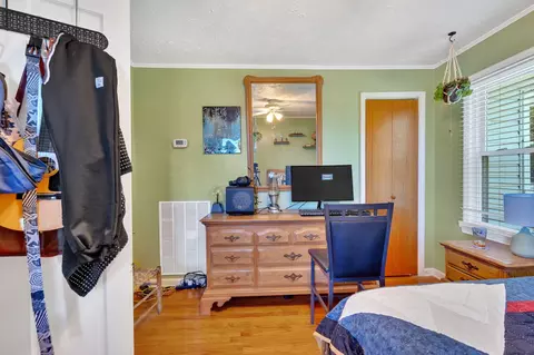 Bedroom - 1607 Tater Hill Rd, Bean Station, TN 37708 photo 5 of 8