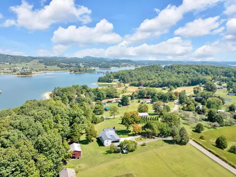 View/Area - 1607 Tater Hill Rd, Bean Station, TN 37708 photo 4 of 9