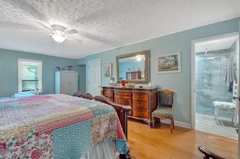 Bedroom - 1607 Tater Hill Rd, Bean Station, TN 37708 photo 2 of 8