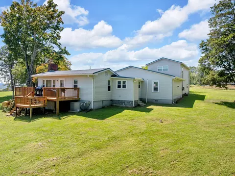 Exterior - 1607 Tater Hill Rd, Bean Station, TN 37708 photo 5 of 14