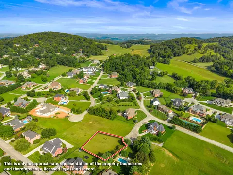 729 Amanda Harrison Ct, Morristown, TN 37814