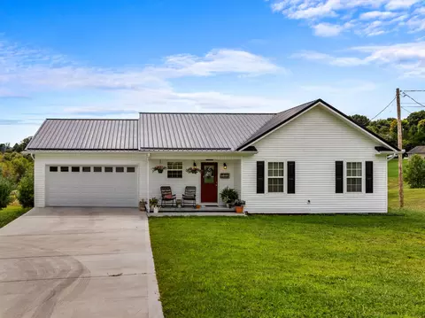 1562 Cave Springs Rd, Tazewell, TN 37879