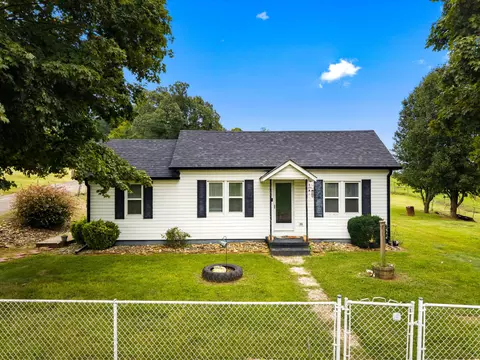 1041 Wilburn Rd, Whitesburg, TN 37891