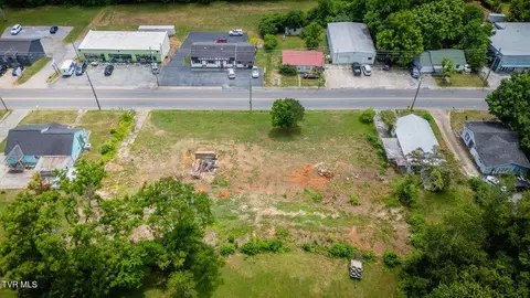 423 E Bernard Ave, Greeneville, TN 37745 photo 14