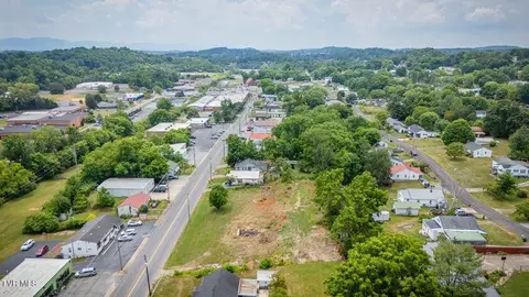 423 E Bernard Ave, Greeneville, TN 37745 photo 19