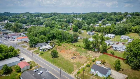 423 E Bernard Ave, Greeneville, TN 37745 photo 12