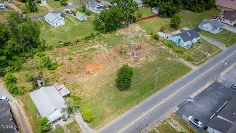 423 E Bernard Ave, Greeneville, TN 37745 photo 10