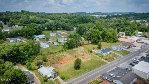 423 E Bernard Ave, Greeneville, TN 37745 photo 13