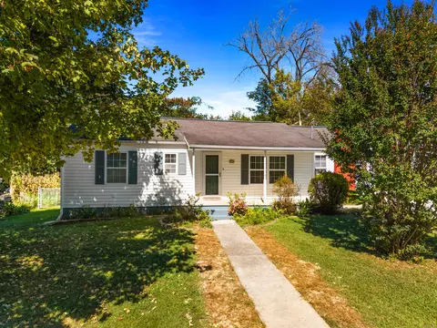 1111 Carmichael St, Morristown, TN 37814