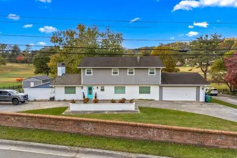 1033 Walters Dr, Morristown, TN 37814
