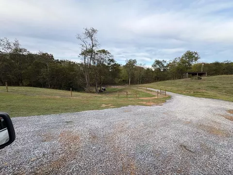 880 Gray Rd, Rutledge, TN 37861 photo 4