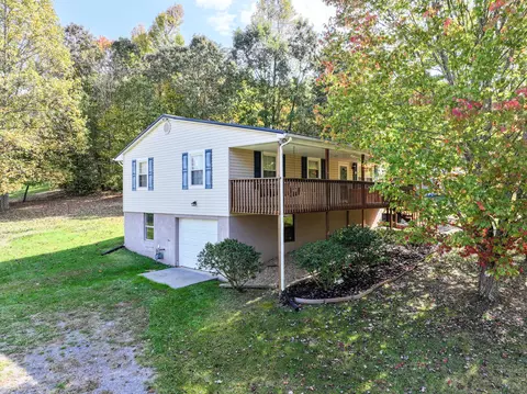 403 Morningside Dr, Rogersville, TN 37857
