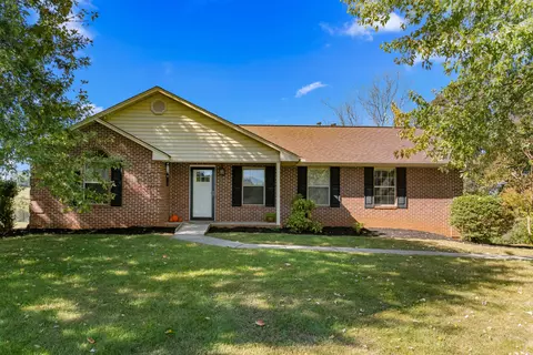 6252 Nightingale St, Morristown, TN 37814