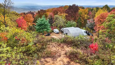 1389 Neddy Mountain Rd, Del Rio, TN 37727