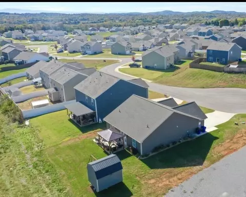 View/Area - 1071 Evan Ct, Jefferson City, TN 37760 photo 4 of 6