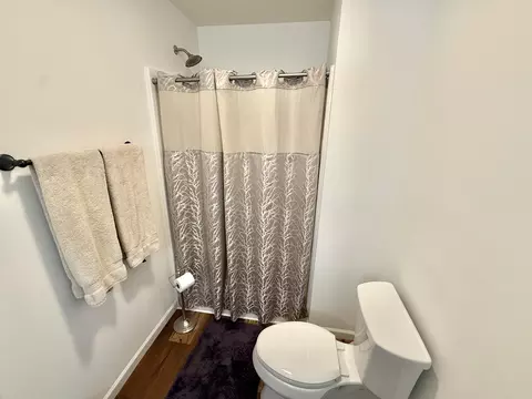 Bath - 1071 Evan Ct, Jefferson City, TN 37760 photo 1 of 5