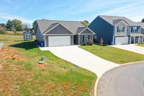 View/Area - 1071 Evan Ct, Jefferson City, TN 37760 photo 3 of 6