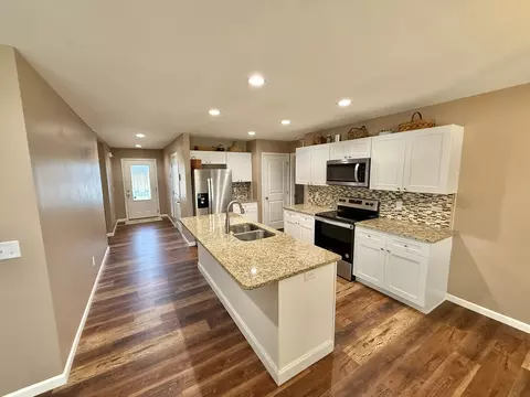 Entry Way - 1071 Evan Ct, Jefferson City, TN 37760 photo 3 of 3