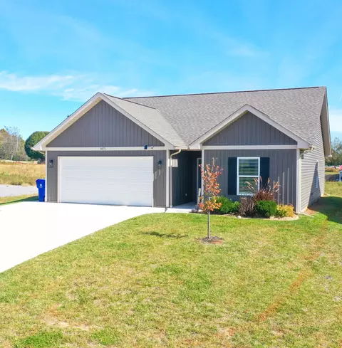 Exterior - 1071 Evan Ct, Jefferson City, TN 37760 photo 2 of 7