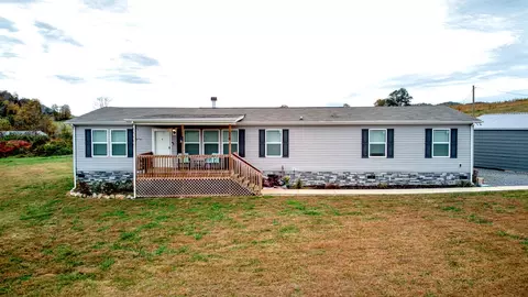 315 Meadowview Rd, Rogersville, TN 37857