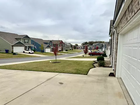 186 Claire Pl, Talbott, TN 37877 photo 3
