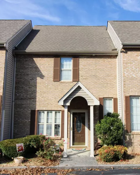 1226 Catalonia Ave, Morristown, TN 37814